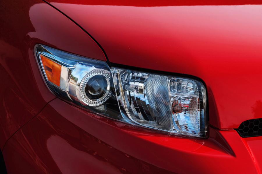 Детали экстерьера Scion xB 2014 года  (фото 15 из 25)